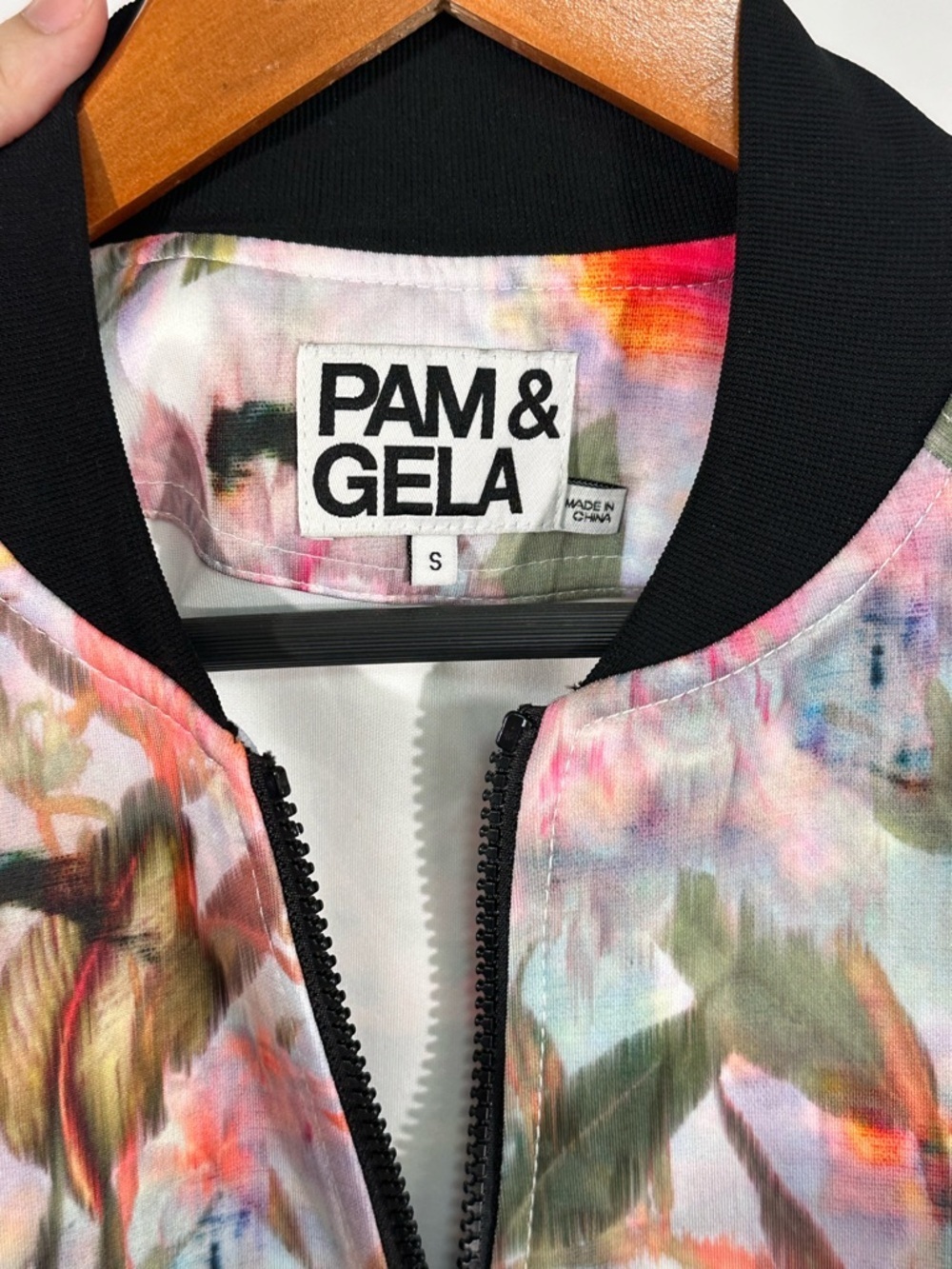 Pam & Gela Floral Print Bomber Jacket Small Watercolor Zip Front Cropped Jacket - Picture 4 of 8